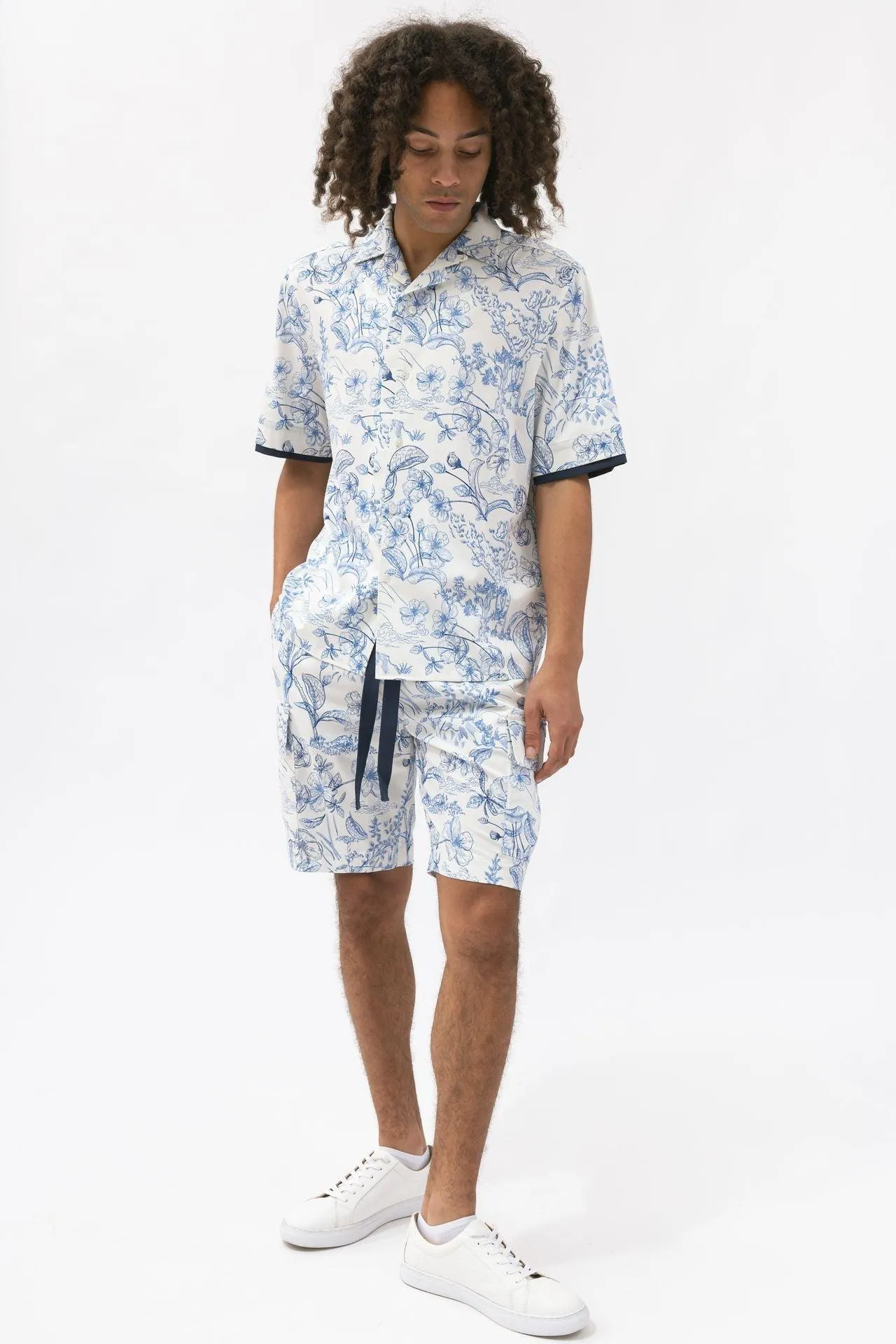 Patterned Relax Cargo Shorts